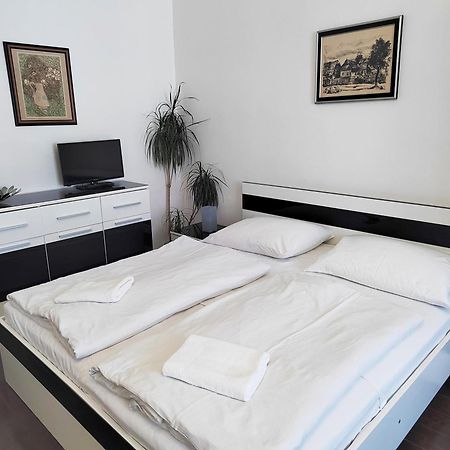 פראג Tower Apartment מראה חיצוני תמונה